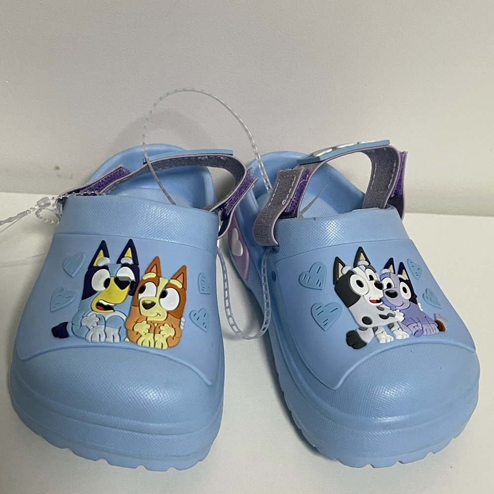 Bluey & Bingo Toddler Girls Clog Sandals - Size 6 - Light Blue with Hearts
